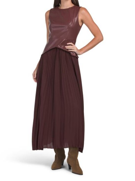 Moon River Dresses & Skirts - MOON RIVER Pleated Mix Maxi Dress